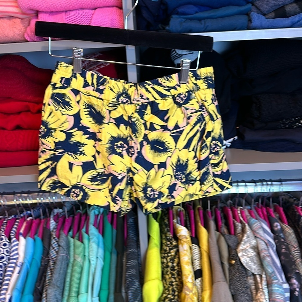 J Crew navy with yellow flowers 3” shorts size 0